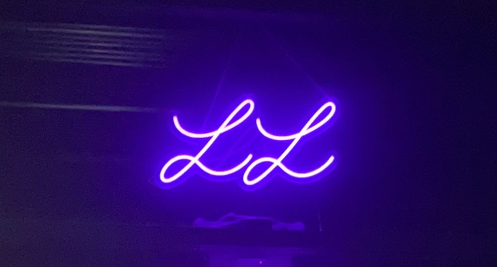 Locals Lounge