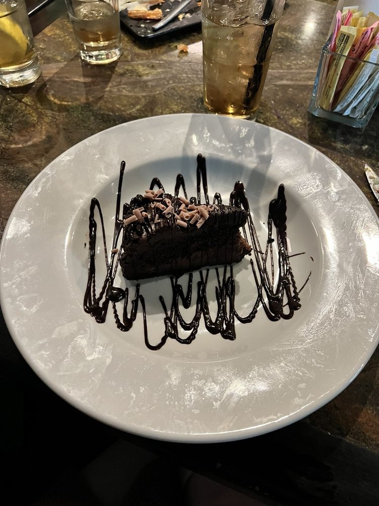 GZ Asian Bistro & Sushi Bar GZ Asian Bistro & Sushi Bar