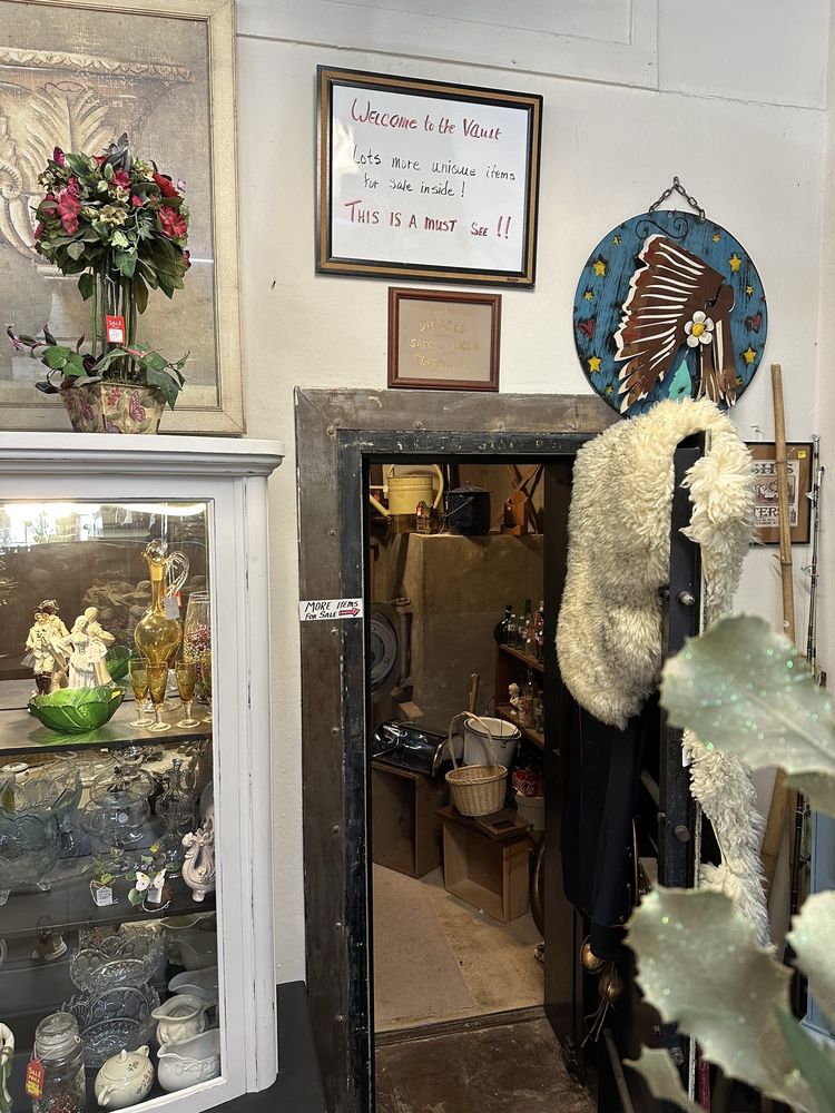 Crosby Antique Mall