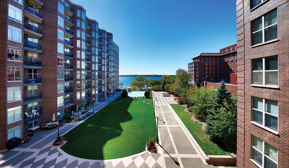 Stylish High Rise Apartments Located Next To Lake Calhoun Yelp 61 Photos For Calhoun Beach Club Apartments