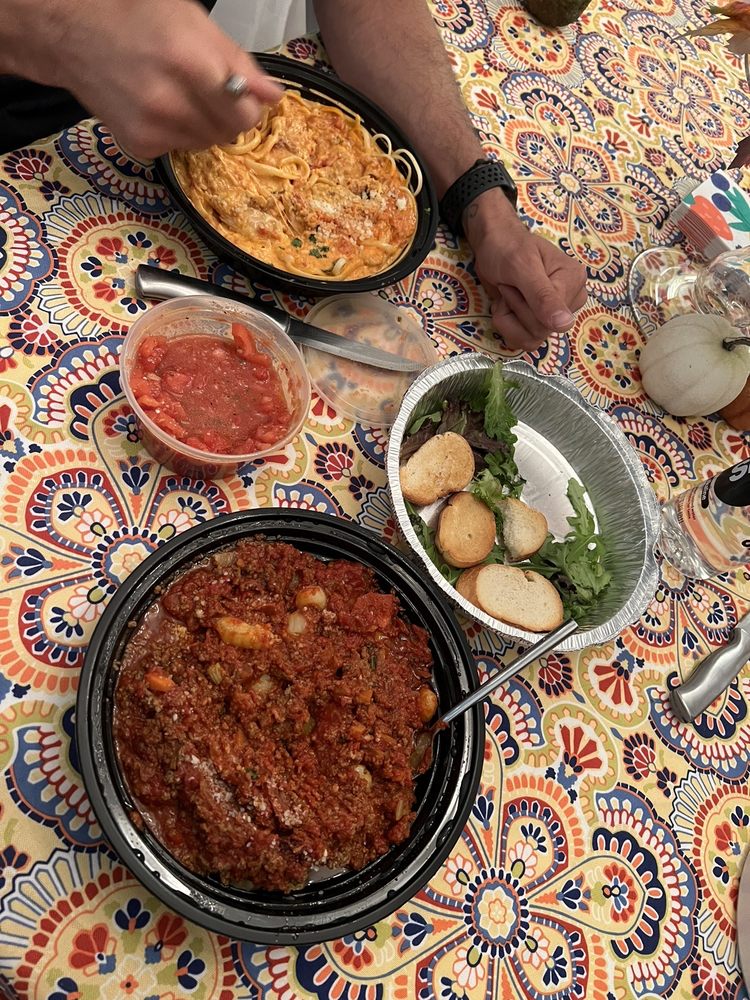 Villa Rosa Restaurant & Pizzeria