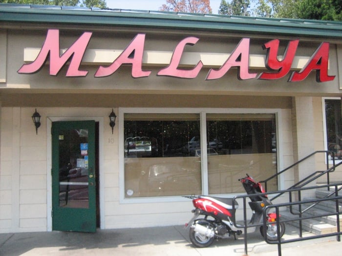 Located in a strip mall along Collier, look for the big boxlit letters