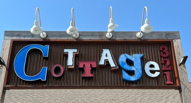 Cottage 321 Boutique