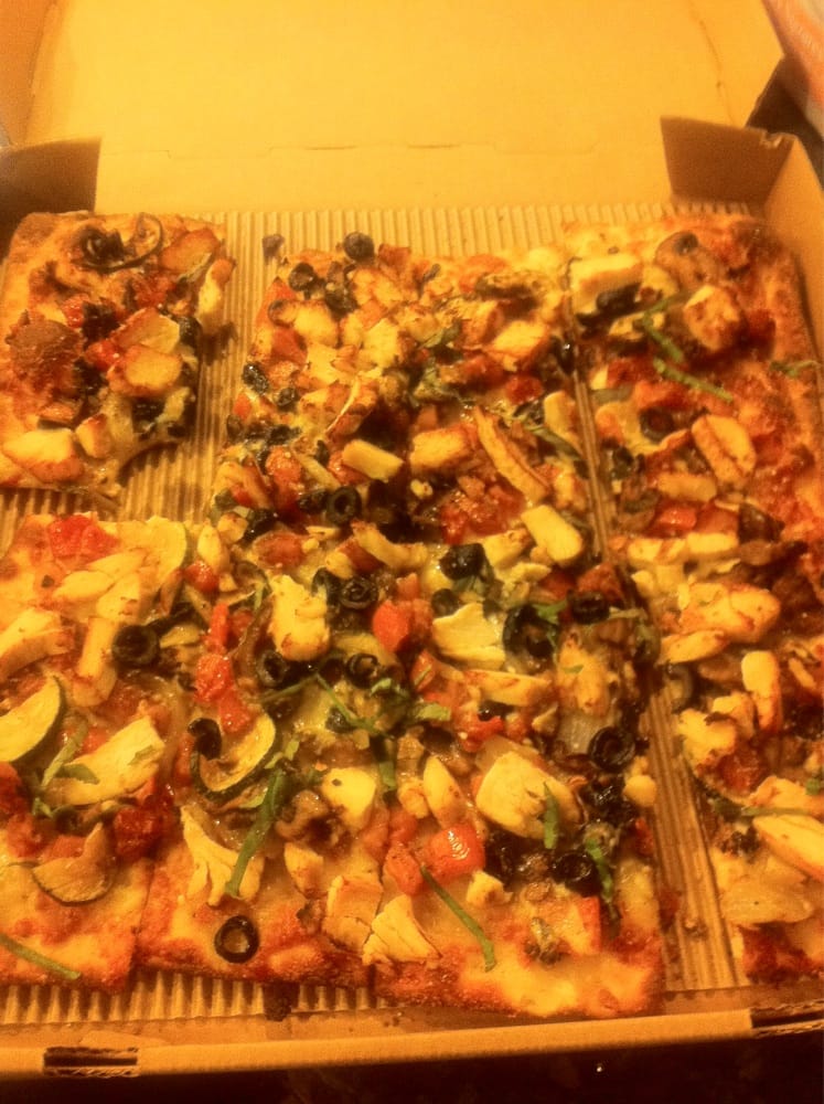 Chicken And Roasted Veggies Artisan Flatbread Full Size Yelp Photo Of Round Table Westminster Ca United States Chicken And Roasted