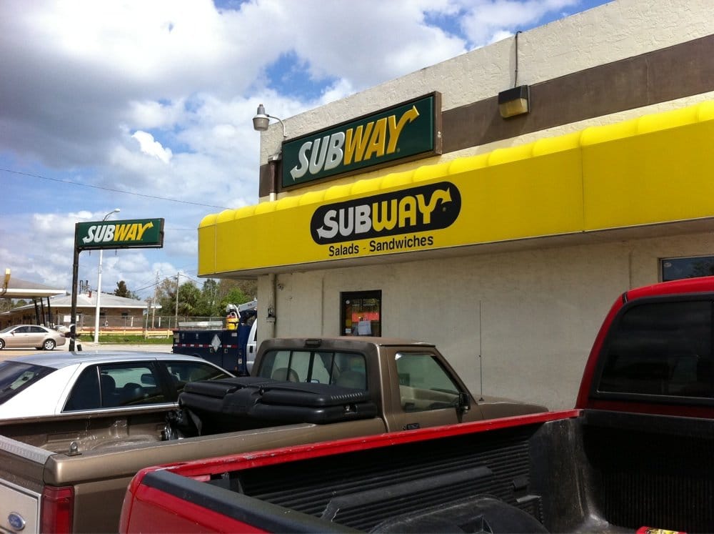 Subway Sandwiches 611 W Noble Ave, Williston, FL Restaurant
