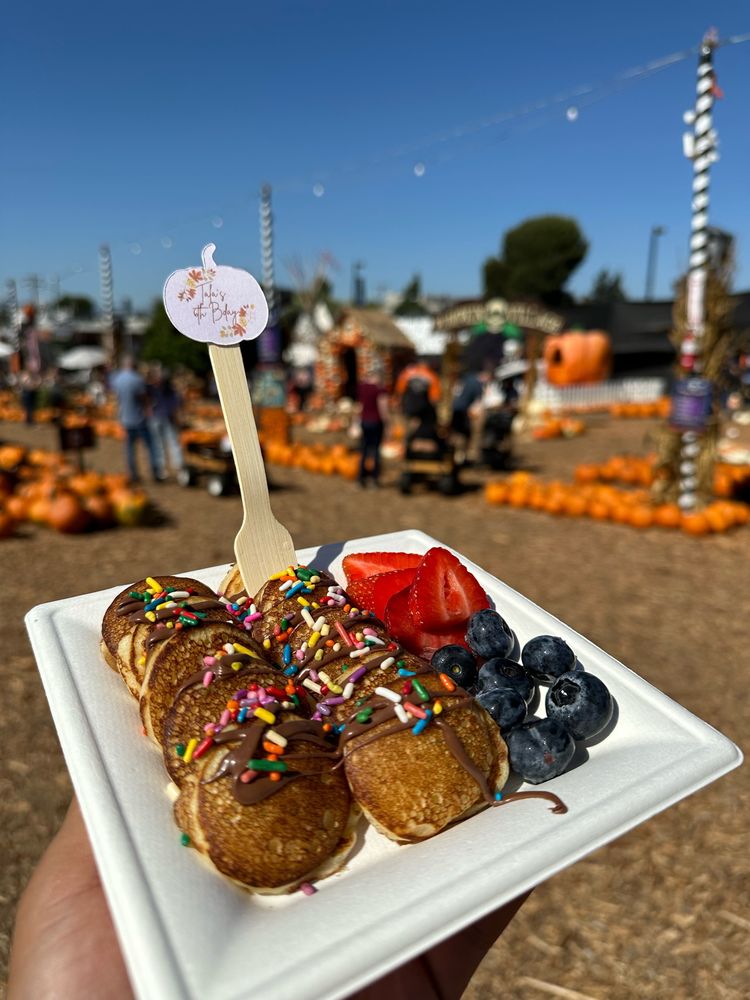 Delicious Mini Pancakes Catering