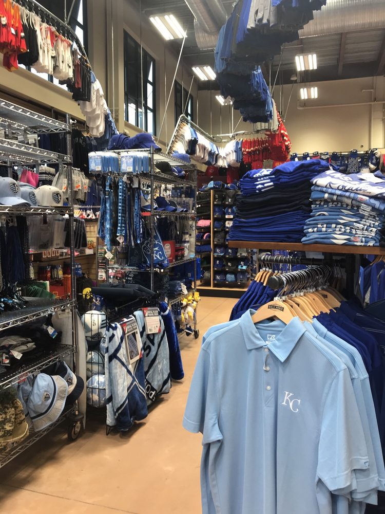 Rally House Power & Light Men's Clothing 181 E 14th St, Power