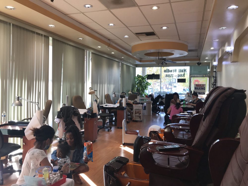 Nail Studio 18 Photos & 35 Reviews Nail Salons 10156 Mason Ave