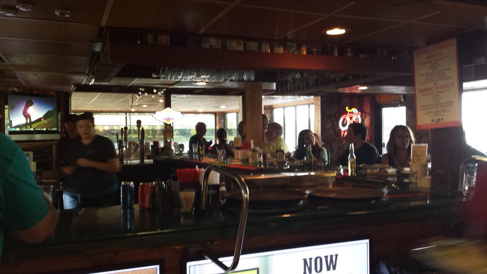 Murdos Aten Resort 11 Reviews American (Traditional) 55421 Hwy 121, Crofton, NE, United