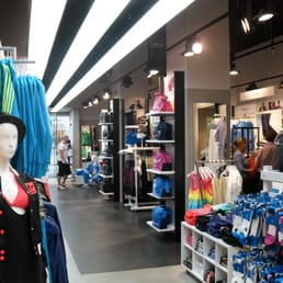 adidas shop hamburg mönckebergstr adidas shop hamburg mönckebergstr
