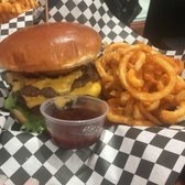 The Burger Life Order Food Online 92 Photos 103 Reviews Photo Of The Burger Life Naperville Il United States Zilla