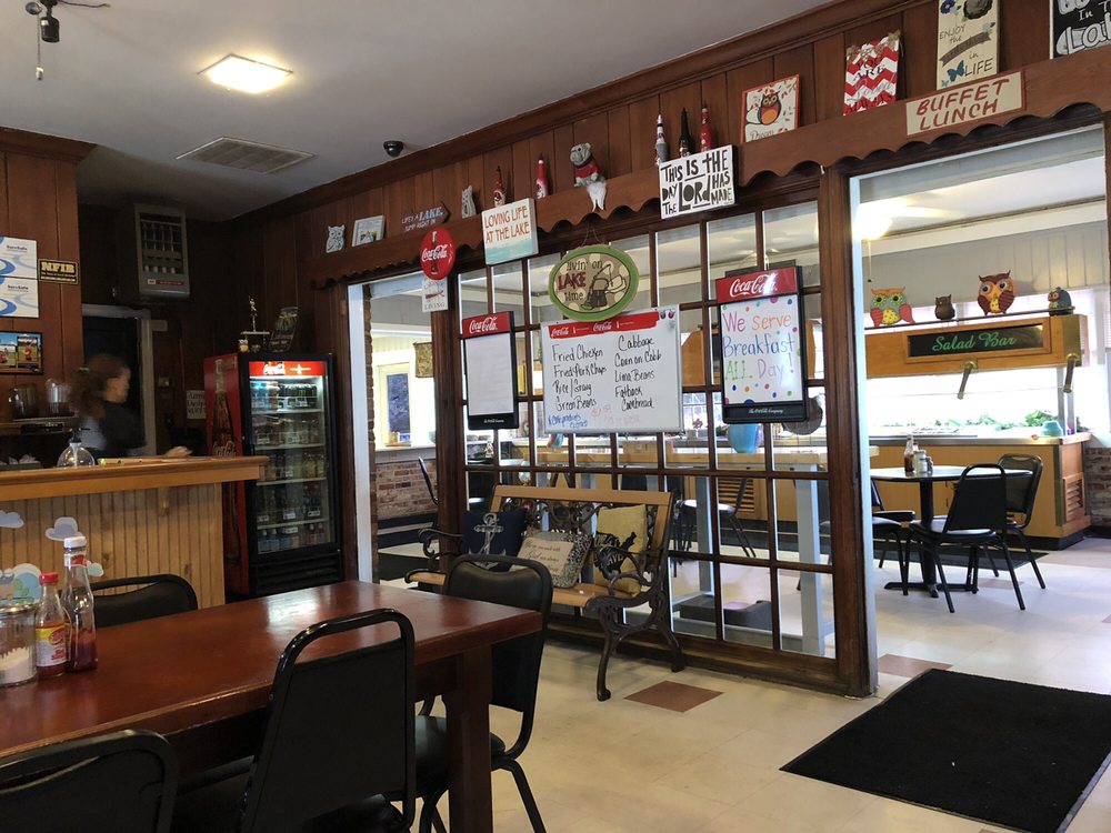 The Lake Restaurant 16 Reviews Southern 230 S Liberty St