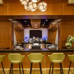 Courtyard By Marriott Boston Logan Airport 80 Photos 102 Reviews