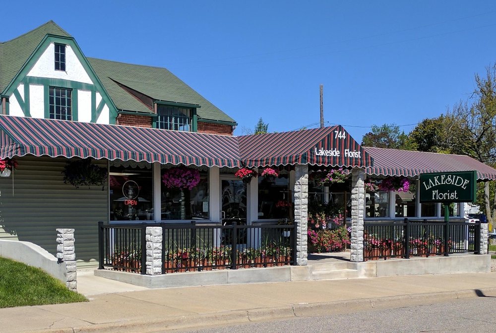 Lakeside Florist 11 Photos Florists 744 Capital Ave SW, Battle