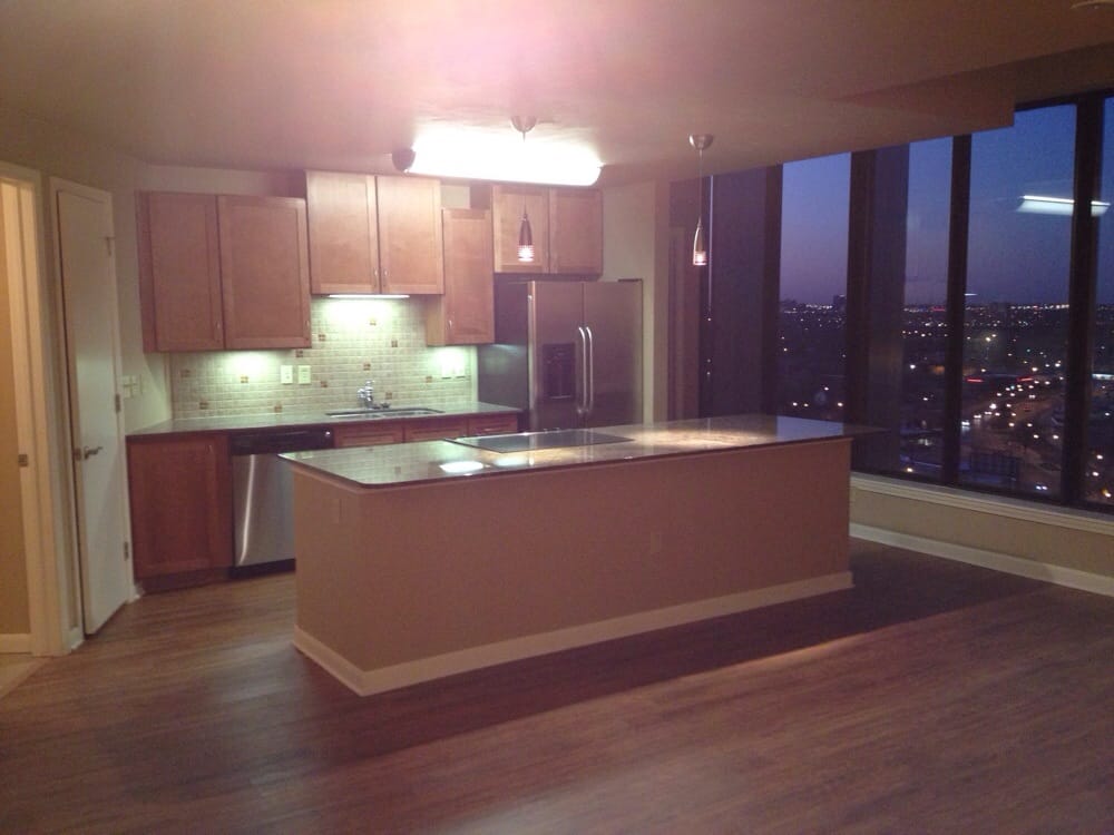 Classen Luxury Apartments Get Quote Apartments 2200 N Classen