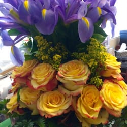 Manny S Flower 10 Photos Florists 2465 W Whittier Blvd Photo Of Manny S Flower Montebello Ca United States Up Close