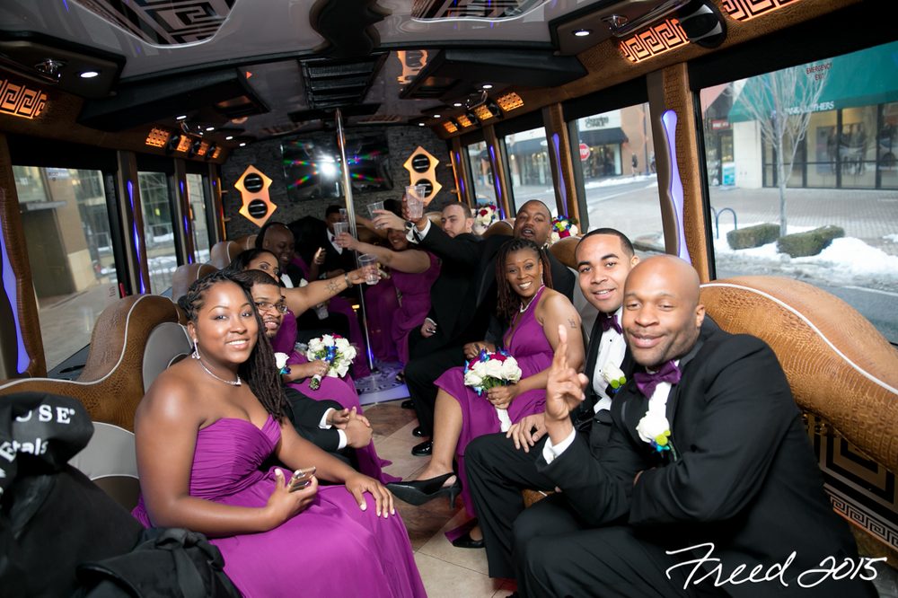 American Eagle Limousine & Travel Services American Eagle Limousine & Travel Services