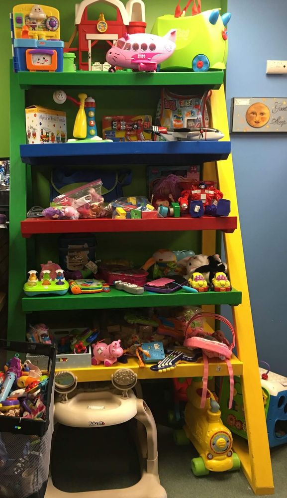 Kids Closet Consignment Boutique Thrift Stores 4 S Western Ave