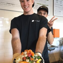 Fins Poke Fusion Closed 409 Photos 671 Reviews Hawaiian Photo Of Fins Poke Fusion Mission Viejo Ca United States Star Employee