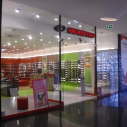 Top 10 Converse Shoe Shop in Frankfurt am Main, Hessen - Yelp Top 10 Converse Shoe Shop in Frankfurt am Main, Hessen - Yelp