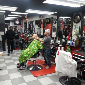 Corona Barber Plus 147 Photos 54 Reviews Barbers 94 Photo Of Corona Barber Plus Jackson Heights Ny United States