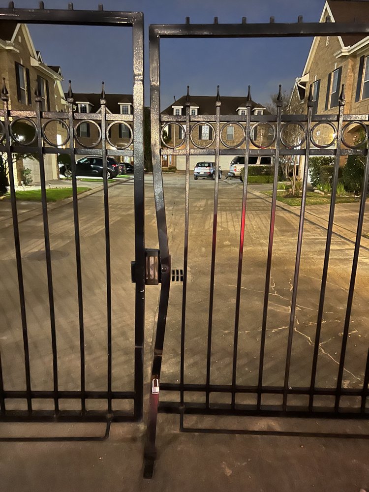 KM Ornamental Iron & Structural Steel