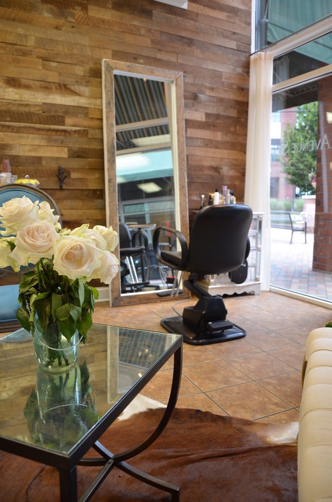 Selwyn Avenue Salon