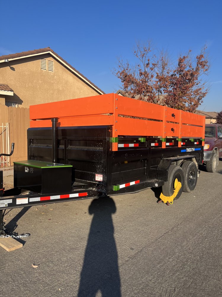 Classy Trashers Premium Junk Removal