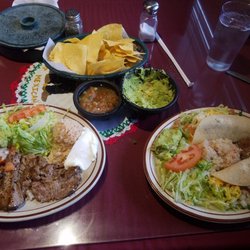Gilberto S Mexican Restaurant 48 Reviews 1347 Ne Gilberto S Mexican Restaurant 48 Reviews 1347 Ne Stephens St Roseburg Or Phone Number Yelp