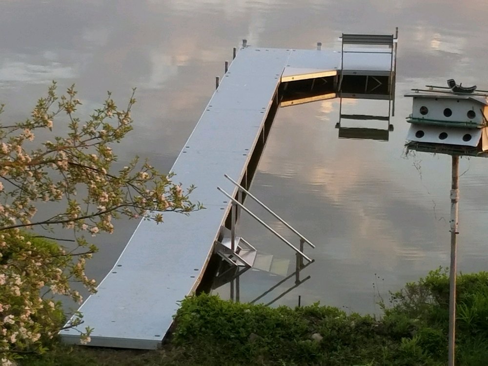 image of business McHenry Piers