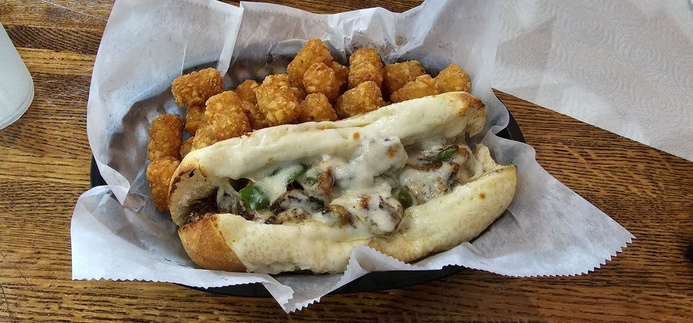 Hef's Restaurant and Sports Bar