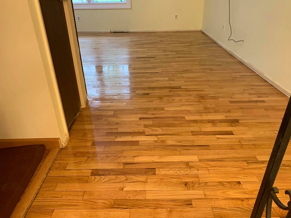 image of business Platinum Hardwood Floors