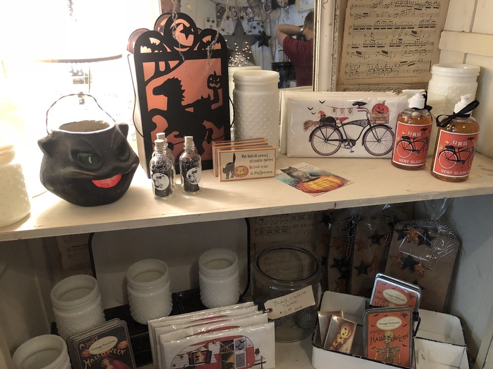 The Antique Gardener 16 Photos Antiques 80 Main St, Sutter Creek