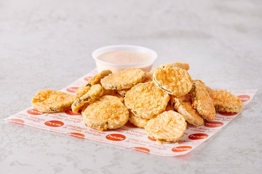 Hoots Wings by Hooters