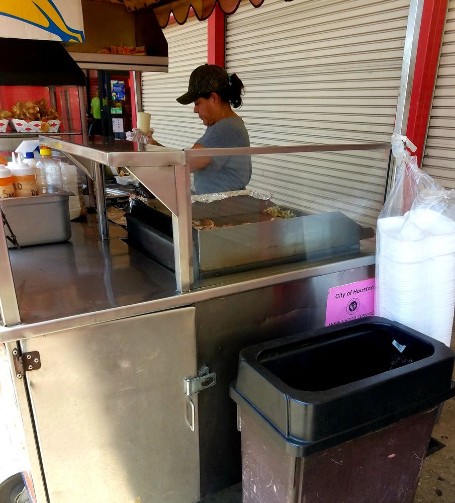 Sofia's Hot Dogs - Perros Calientes