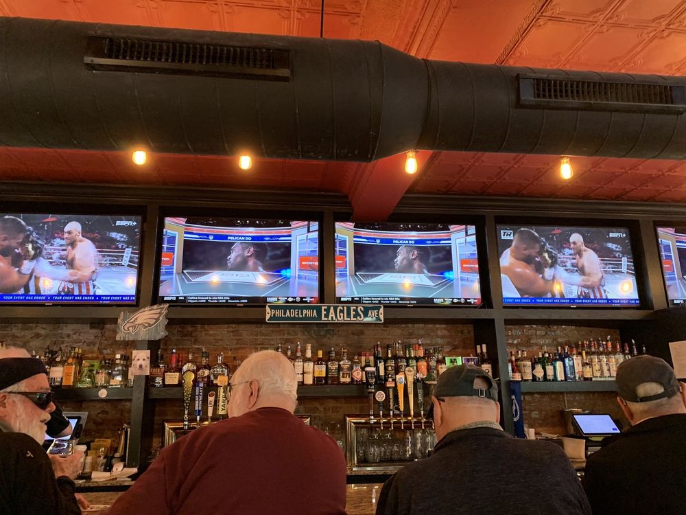Hilltown Tavern - Fairmount