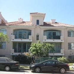 The Pink Palace Aquarium Apartments 437 Ley Ave Ucla Los Photo Of The Pink Palace Aquarium Los Angeles Ca United States