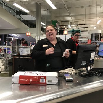 Canadian Tire 66 Photos 152 Reviews Department Stores