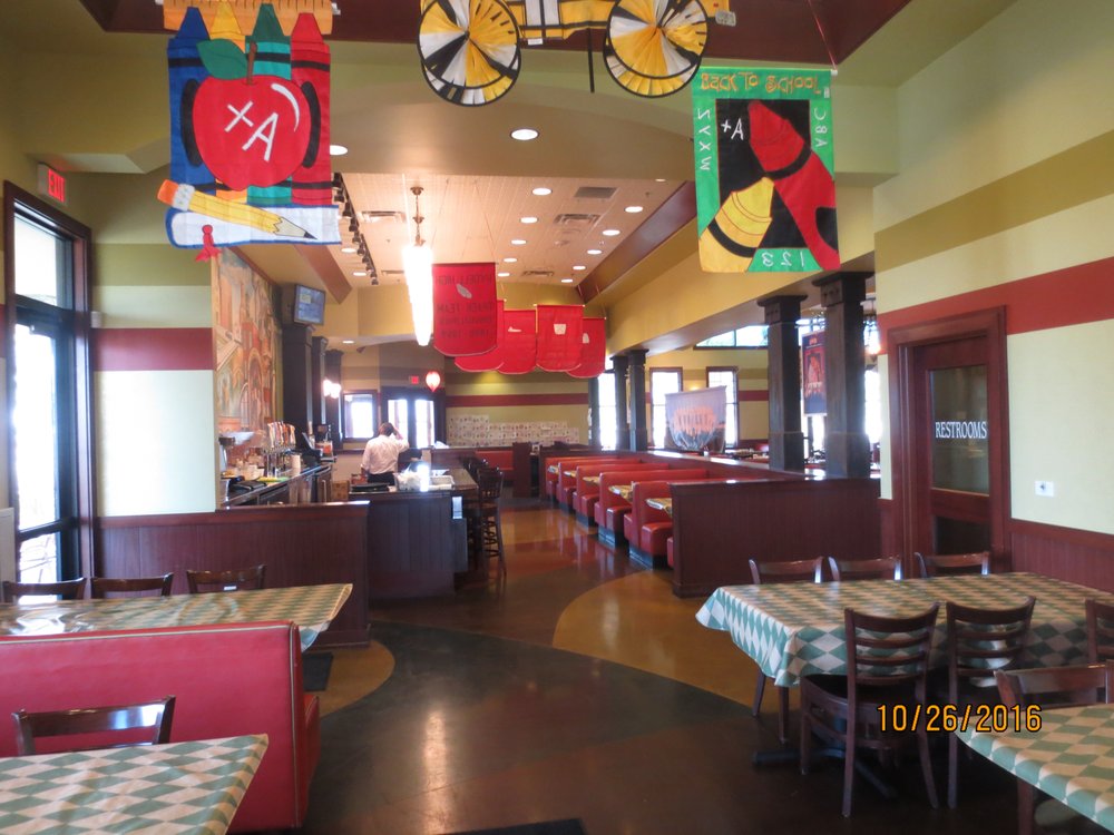 Photo of Metro Pizza - Las Vegas, NV, United States. dining room
