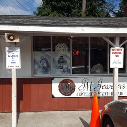 J & M Jewelers in Williamsburg gift card