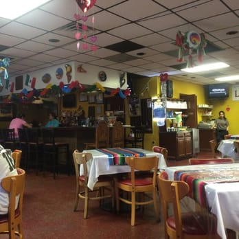La Azteca Closed 10 Photos Reviews Mexican 2001 Photo Of La Azteca Kenner United States The Entire Place