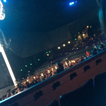 Zos Theater At Planet Hollywood Check Availability 715 Photos Photo Of Zos Theater At Planet Hollywood Las Vegas Nv United States