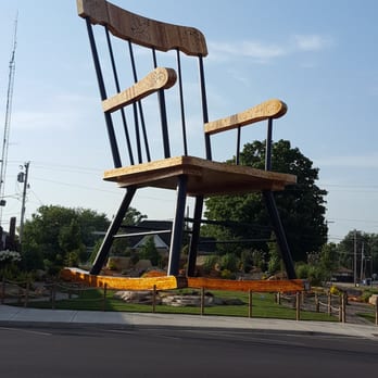 World’s Largest Rocking Chair - 34 Photos & 17 Reviews - Local Flavor ...
