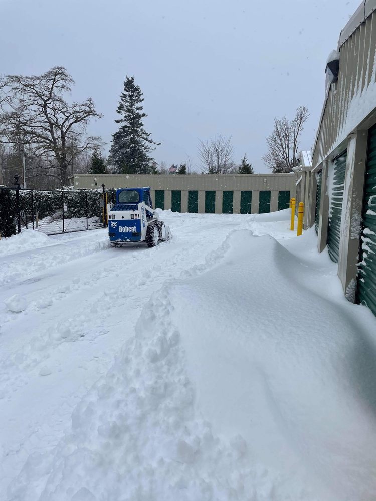 Pak-A-Nut 24 Hour Self Storage