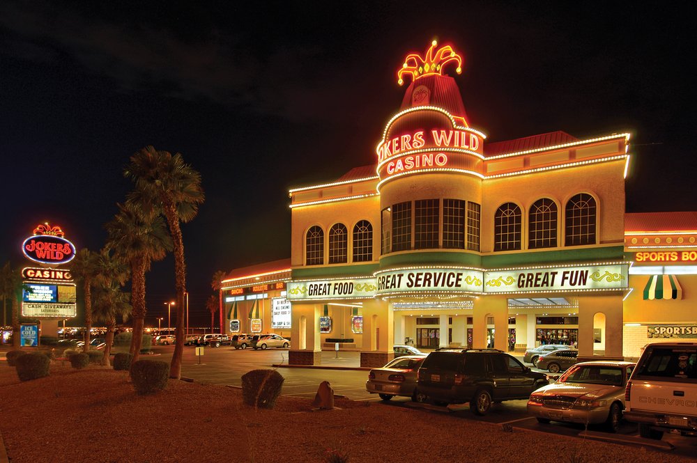 Go Wild Casino Meet The Dealers Go Wild Casino Meet The Dealers