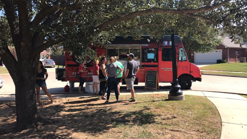 Samson's Gourmet Hot Dogs - Food Truck