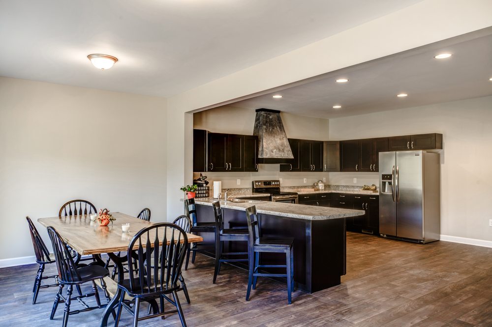 image of business Red Door Homes of East Tn