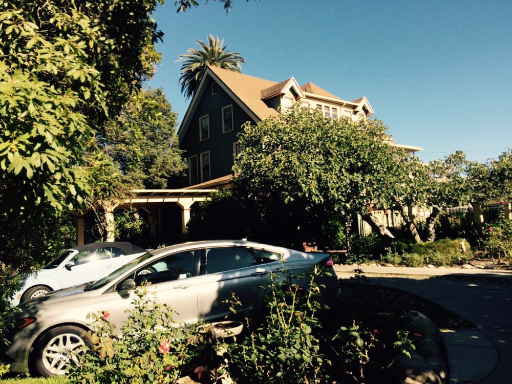 The Bissell House Bed & Breakfast 37 Photos & 43 Reviews Bed