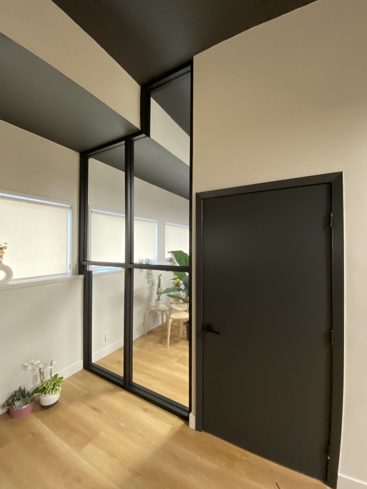 Royalty Windows & Glass Doors