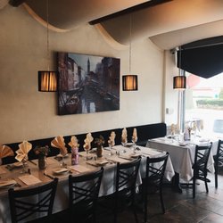 Tre Famiglia Order Food Online 135 Photos 164 Reviews Photo Of Tre Famiglia Haddonfield Nj United States The Middle Dining Room